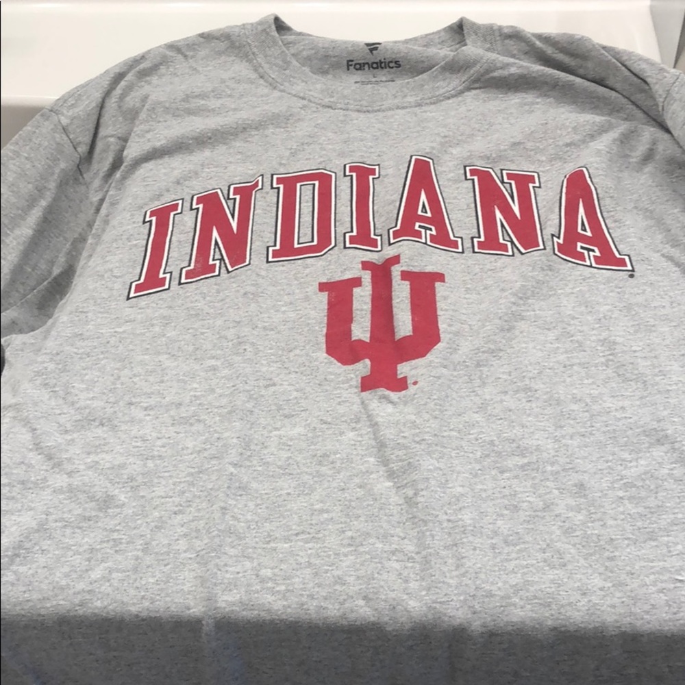 Long-sleeve IU t-shirt